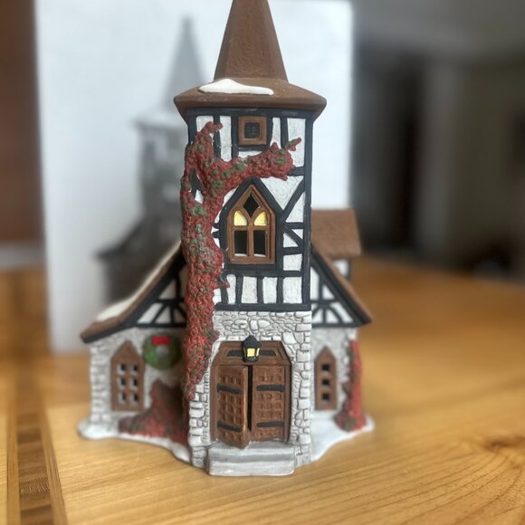 Department 56 Dickens' Village Series Old Michael Church - Picture 5 of 5